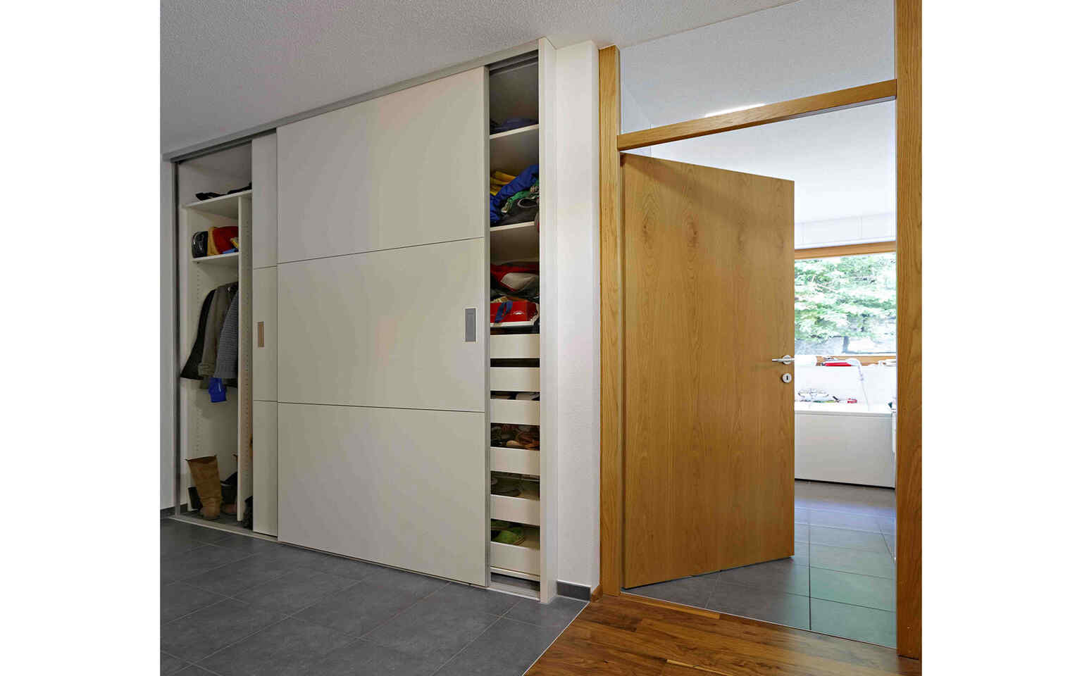 Einbauschrank 44 Einbauschrank - Flur