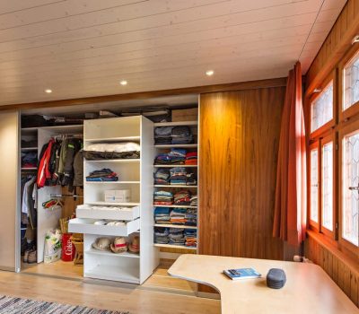 Begehbarer Kleiderschrank mit Schiebetüren Baar 2